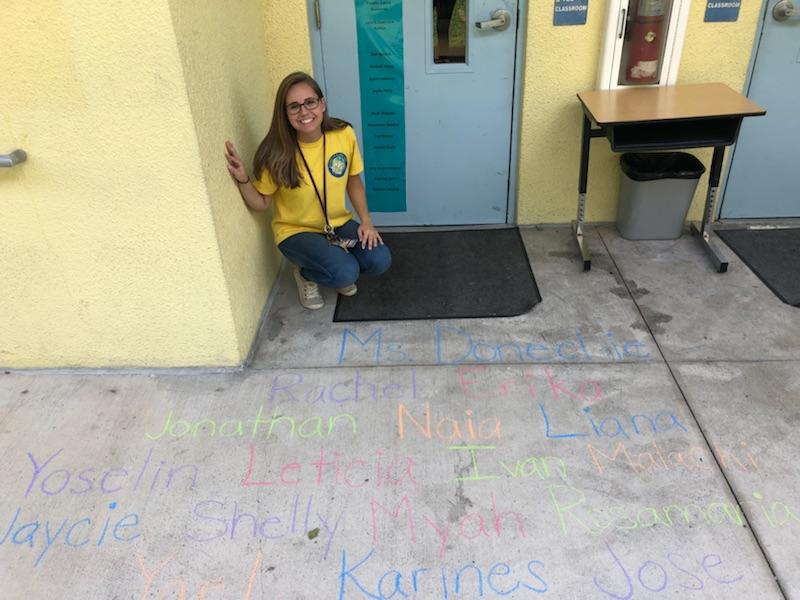 ap_DannyMoya's tweet photo. Love our school culture of welcoming families and students.@Allyecat74 @ShannonStockman @PalmettoElemWPB @jennsandersusa #positiveschoolculture https://t.co/VdDYOm5n2N