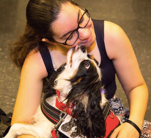 Therapy_Dogs_'s tweet photo. Warning: You may fall in love with this ultra-cute King Charles Cavalier Spaniel! 🐶💓 LUCY is the most darling Vancouver ecoVillage Therapy Dog you'll ever meet! (📸 Nina Wood) Find more cute photos at https://t.co/EKvBHdHl5R 
#therapydog #doglove #therapy #therapyanimals https://t.co/0lYICTMTtQ