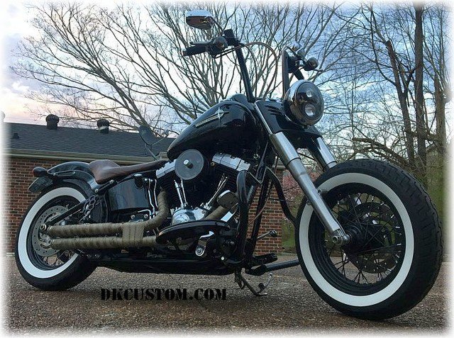 DKCustom1's tweet photo. Josh's Softail with Outlaw Air Cleaner, EBS, Tank Lift, & Flying Knuckle Passenger Pegs!
#harleydavidson #softail #dkcustom #stockbikessuck #customize #OutlawAc #EBS #breatherbolts #TankLift #knucklepegs #custombikes #cusotmmotorcycles #customharleys #lifebehindbars #ftw https://t.co/WPNozLgYC1