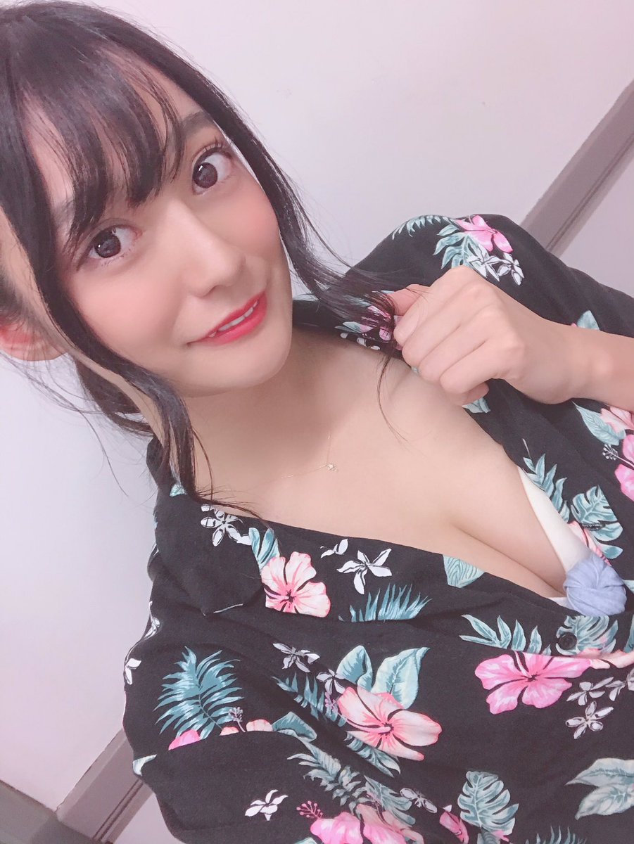 MaoriHoshino's tweet photo. モデルプレスナイトⅡ
夜遅い時間までありがとうございました！🙌🌙

あの世であそんでるような放送になりました。笑

わらったーーーʬʬꉂ(˃̤▿˂̤ *)💕

#モデルプレスナイト
#ニューヨーク さん
#次長課長 #河本 さん
#ななまがり さん https://t.co/RQXv8dDal7