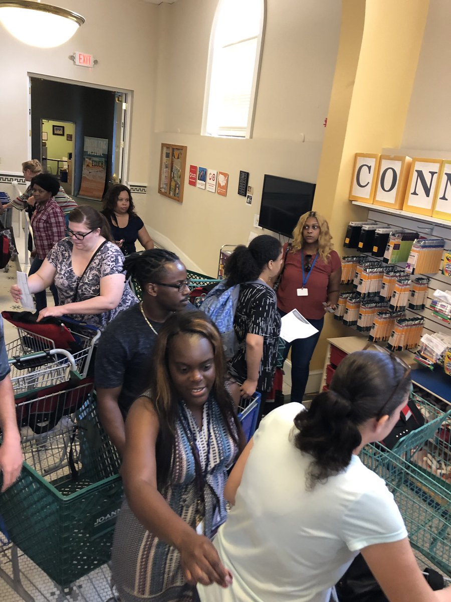 Grecoms's tweet photo. Thank you😇Hillsborough Education Foundation for an EXCLUSIVE shopping spree at your Teaching Tools Store!
#DrewAndTheCrew
#BeginW/theEndInMind
#PlantingSeedsOfGreatness https://t.co/iGBiGlCPM8
