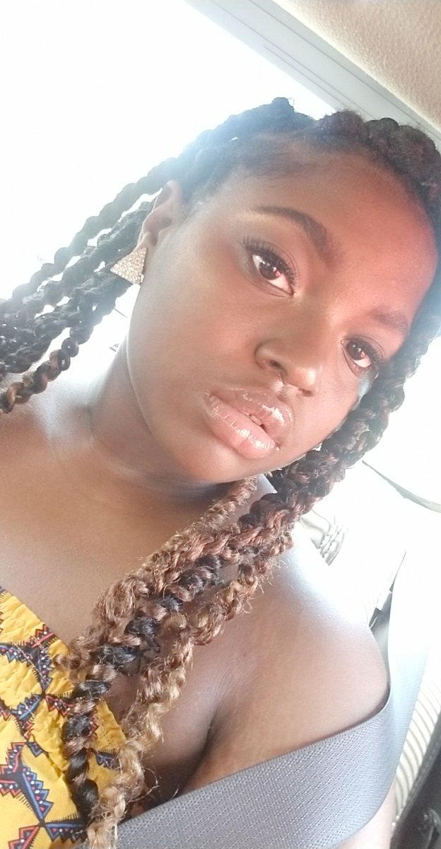 keedythequeen's tweet photo. Kiara but my friends call me Kiki

SELU '20 😝
21♑
Psychology Major 
Resident Assistant 🏢👫👫
SGA Senator 💛💚

#WhosWhoOfSELU https://t.co/NrpBI9b4By
