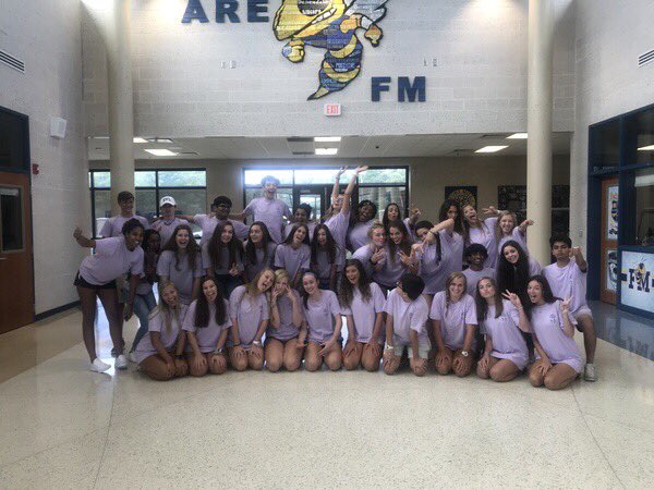 FMHS Student Council tweet media