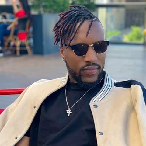 ChrystKouame's tweet photo. AngeloBusta
" La musique est la langue des émotions. Elle rassemble, guérit , apaise , enseigne ,véhicule des messages, donne l'amour etc... "
#Prodcom https://t.co/vu8If1zJyk