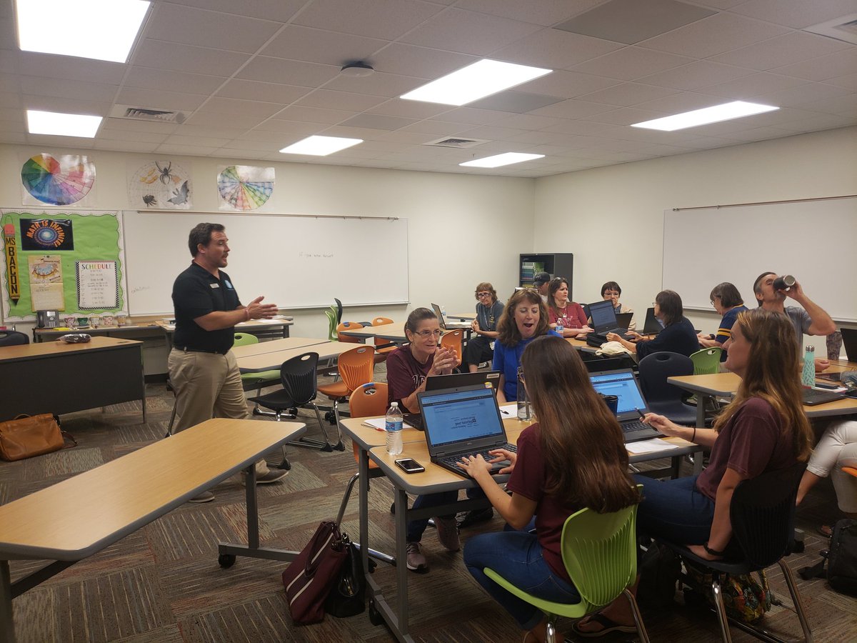 SharaShunkMath's tweet photo. Secondary math teachers sharing and learning from each other!!
@AliRRISD @RRISDSecMath @micsmith19 @TeachMrLee @ShaverDianne @cevmsjags @CTMS_Cougars @JWalshMS @darrell_emanuel @rrisdpd https://t.co/gukCzZ8ccF