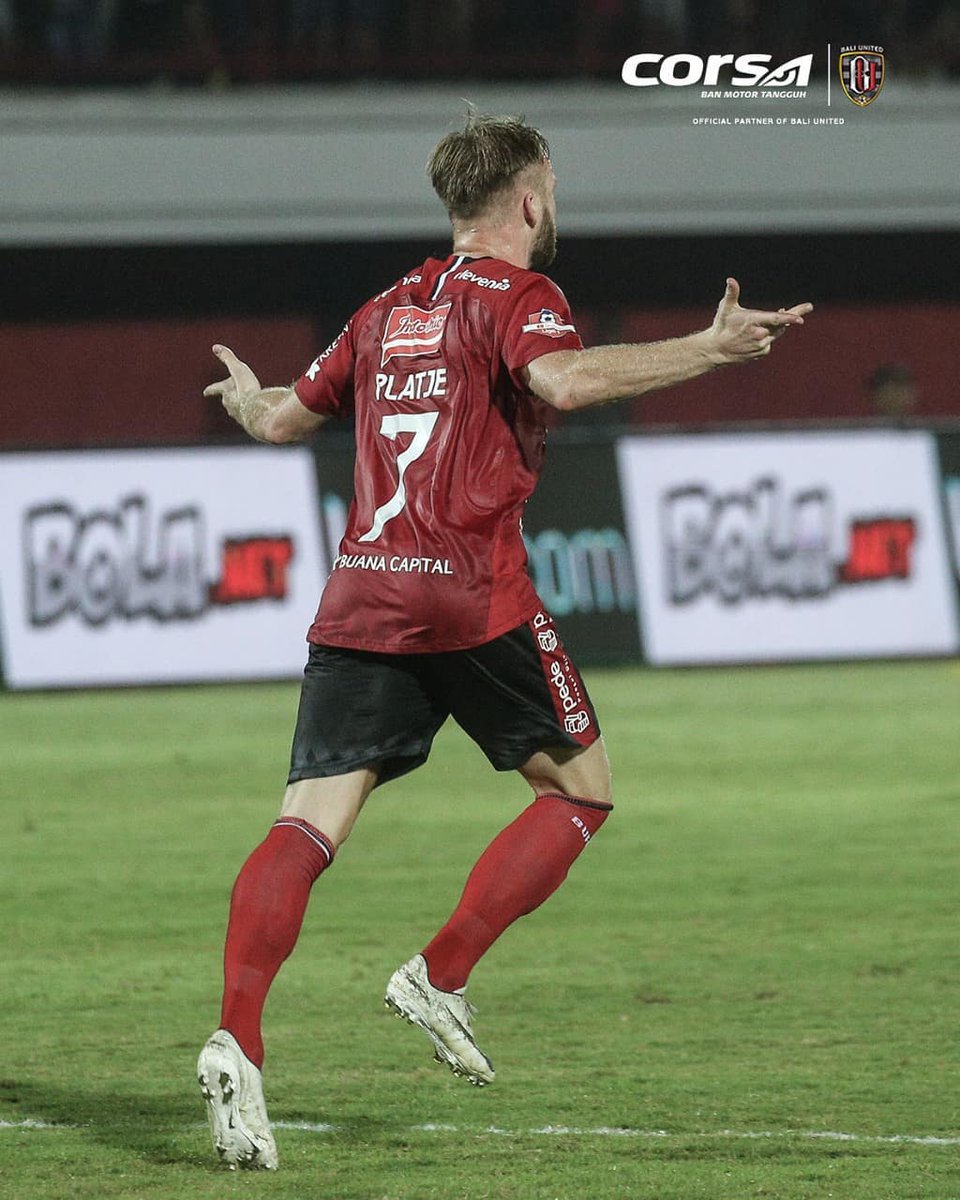 BaliUtd's tweet photo. Mencetak 2 gol dan menyumbang 1 assist, atas aksinya pada pertandingan malam ini Melvin dipilih menjadi pemain paling tangguh versi @corsamc

#BaliUnited #BeyondFootball #Corsa #JadilahTangguh https://t.co/rkJysZUQYd
