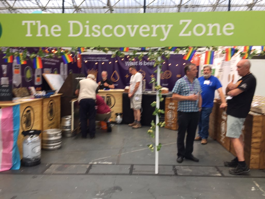 AlocindrofFord's tweet photo. A fab day on the Dicovery Zone with Ghostie and his mate Low Ghostie...@edrazzall @doughtagnan @DennyRobanddeb @Adnams https://t.co/jNwz4N8go8