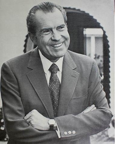Gilder_Lehrman's tweet photo. #OnThisDay in 1974, President #RichardNixon resigned from office, becoming the first US president to do so. Nixon had been accused of covering up the break-in of the Democratic National Headquarters at the Watergate Complex in 1972. 
📸:(GLC05508.197)⁣ #inthevault https://t.co/oE8pWKwws4