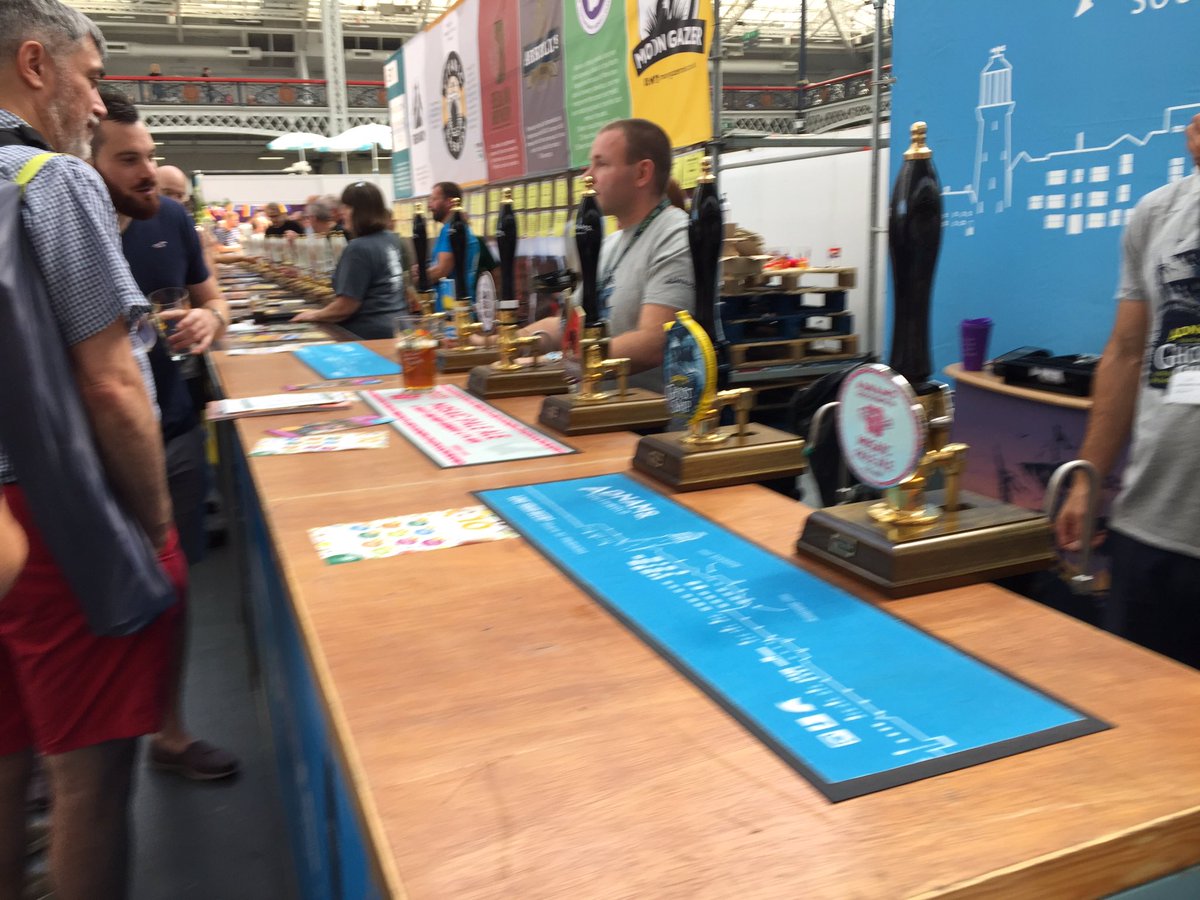AlocindrofFord's tweet photo. Some of the Adnams Army enjoying DSOTM... a huge hit at GBBF @Adnams https://t.co/W7Kv0cdes8