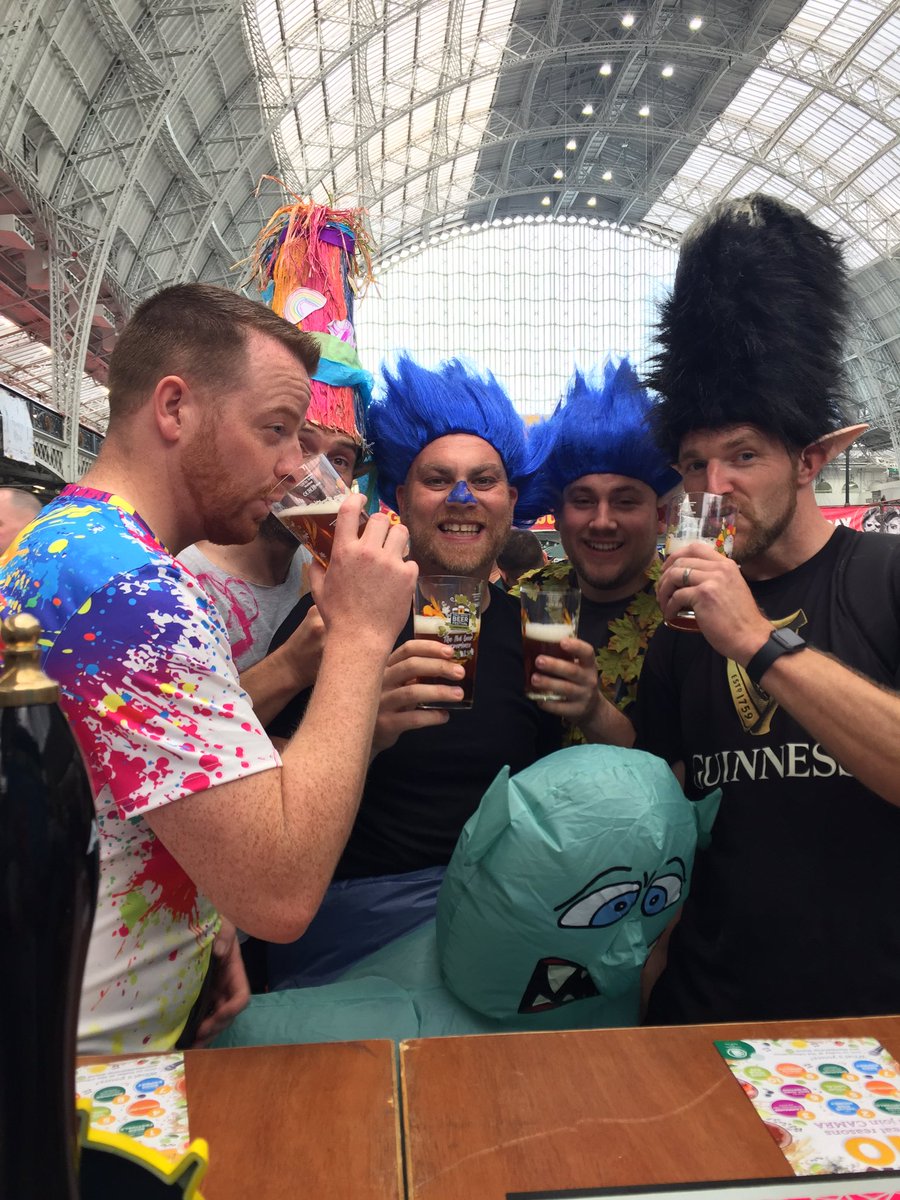 AlocindrofFord's tweet photo. Some of the Adnams Army enjoying DSOTM... a huge hit at GBBF @Adnams https://t.co/W7Kv0cdes8