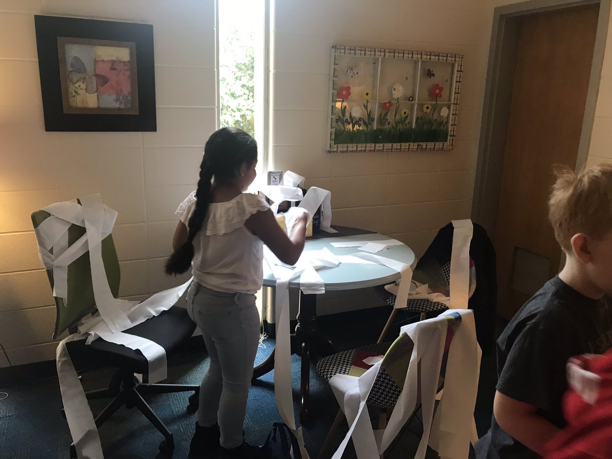 learly12's tweet image. When your class wins the Boosterthon challenge and they get to TP the principal’s office!! 😳😳 @PrincipalDrK @Eagles_BSI @Boosterthon #HappyatBSI