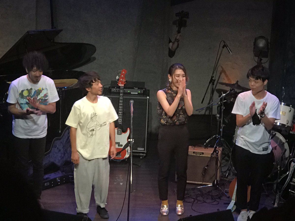 inkohan5's tweet photo. 2019年8月9日(金)
吉祥寺 Star Pine's Cafe にて あべたかし 誕生祭
『前自未到 〜まだ見ぬ景色へ〜』に名古屋から駆けつけました(笑)
ゴールドさんらしいアットホームなワンマンでした😆
#StarPine'sCafe
#阿部隆志
#あべたかし
#アベタカシ
#あべたかしGOLD
#あべたかし誕生祭
(敬称略) https://t.co/13VyGbG6Gm