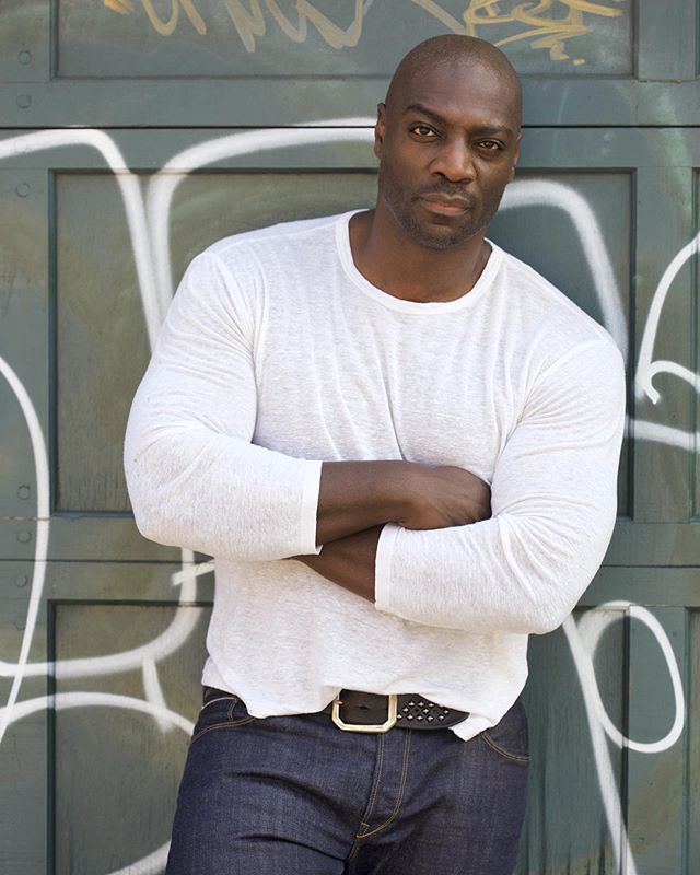 stevecarty's tweet photo. An amazing gent. .
.
.
On location with @therealadewale .
.
.
Men’s grooming by @shawnnadowning .
.
.
#stevecarty #adewaleakinnuoyeagbaje #editorialportraits #torontophotographer #actors #headshots #headshotstoronto https://t.co/QaPvT9vQpq https://t.co/KccAa7Tx9G