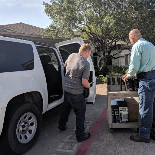 embreegroup's tweet image. Thank you Thrall ISD for the opportunity for Embree Group of Companies to donate computers and monitors. We believe every student should have the tools available to succeed.
#EmbreeCares
#GivingBack
#EmbreeGroup
