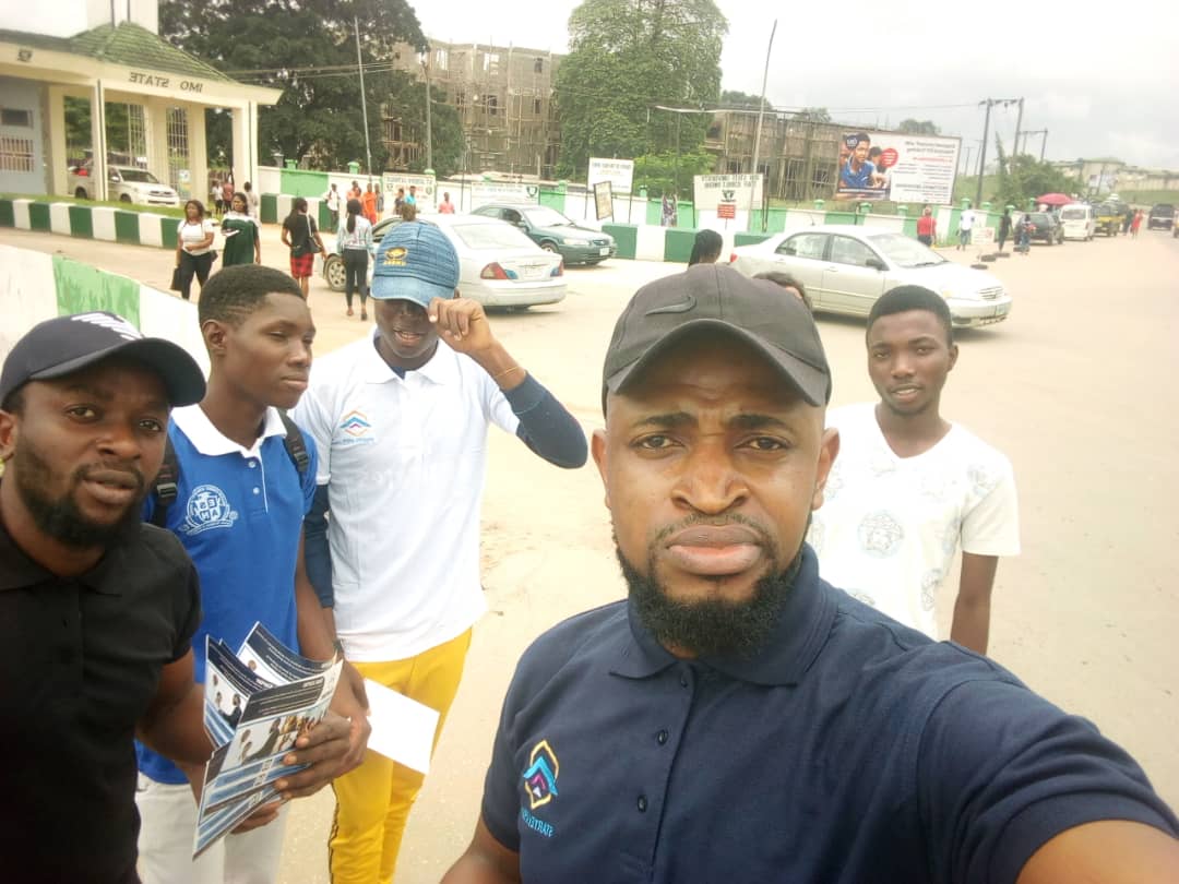 StartevAfrica's tweet photo. The Startev team at Imo State University, signing up the sharp guys and babes to our platform. Thanks for having us guys๐๐๐ฝ
What University/Campus would you like us to visit next?
.
.
#StartevAfrica #JoinStartev #FridayFeeling #University #AfricanStudents #IMPACT https://t.co/HmjZ5NADlO