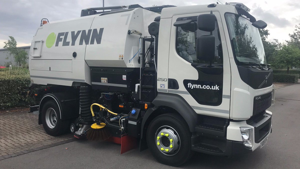 flynnlimited's tweet photo. With our continued investment in plant and our growing clients we take the cleanliness of our sites seriously. We have therefore invested in a further road sweeper to cover our sites before the winter months set in ☃️#TuesdayMotivation #Property #Construction https://t.co/pNJs34MOqz
