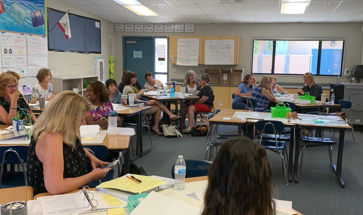 YCUSD's tweet photo. #YCUSDTeachers learning with @SwunMath to improve students’ math skills https://t.co/mjqewxcgzk