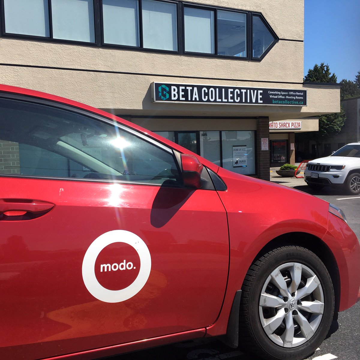 modo_carcoop's tweet photo. This week is #CoworkingWeek! Carsharing and coworking go hand in hand, whether it's utilizing space, reducing congestion or simply working as a community! Shout out to @CMPNYcowork, CityHack, @beta_collective and @okcolab 💼 #carsharing #coworking https://t.co/WCmXZRgjgD