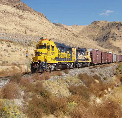 nevadadot's tweet photo. Every three hours, a person or vehicle is hit by a train in the U.S.!
There are 350+ railroad crossings in Nevada. Here’s how you can get across them safely: https://t.co/Ayqp3eAPcL
@olinational #USRailSafetyWeek https://t.co/Kakf9Y2nf4