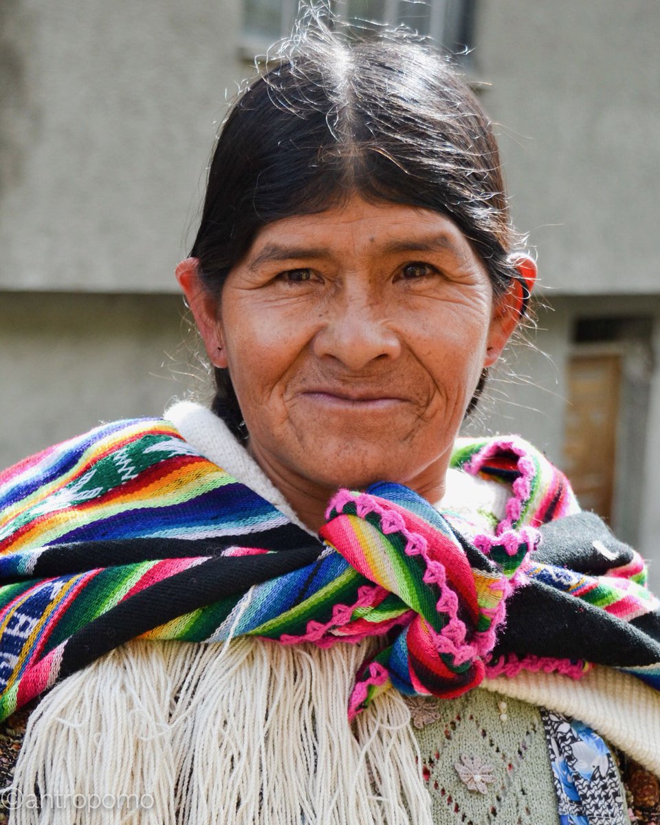 antropomo's tweet photo. Bolivian Aymara woman. 
This portrait can also be seen at my exhibition at @herbergdeklomp 
#Bolivia #Andes https://t.co/bVYDEGBvK3