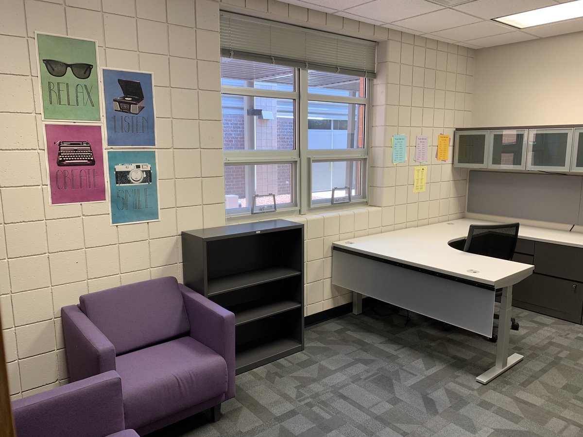 MrsMCurry's tweet photo. This is a space where students feel safe! #whslearningspaces https://t.co/TuuxYCH2RM