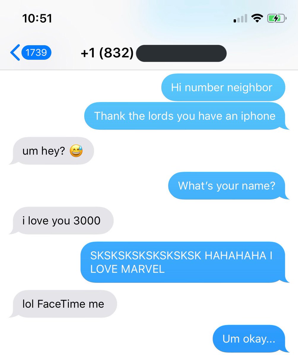 starksyndrome's tweet photo. GIRL WTFSJJSE I JUST TXTED MY NUMBER NEIGHBOR AND- https://t.co/zy3QnursuK