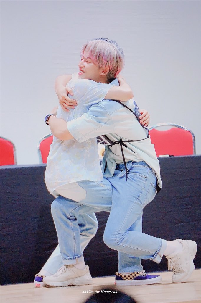 4h17m's tweet photo. 190809 

#펜타곤 #PENTAGON #홍석 #양홍석 https://t.co/QYMFry2K1r