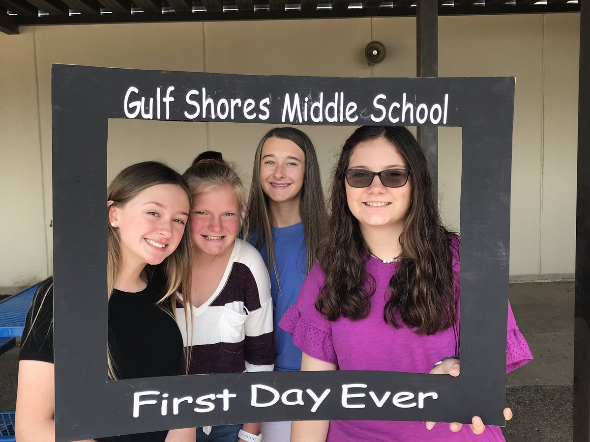 GulfShoresMS's tweet photo. It’s been great seeing all these smiling faces back today!
#FinsFirstDay #FirstDayEver #MakeWaves #RfactorGSMS https://t.co/FRtKCjrFAt