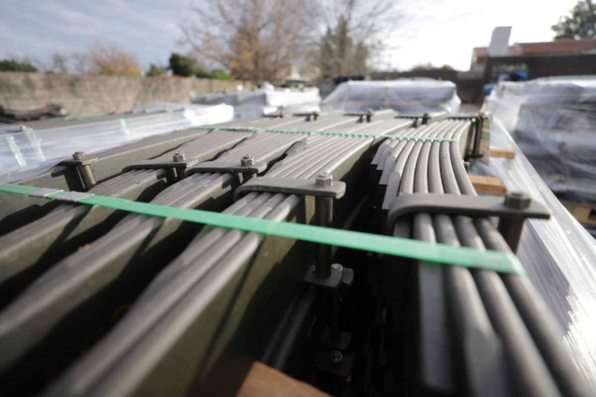 AgenciaProCba's tweet photo. #FAESA fabrica elásticos para camiones y participa del Programa de Desarrollo Exportador para el sector #Autopartes.
✅Resultado de la #MisiónInversa realizada el año pasado, concretó su primera exportación de un desarrollo implementado exclusivamente para el mercado peruano
#CFI https://t.co/o3znoVQhNu