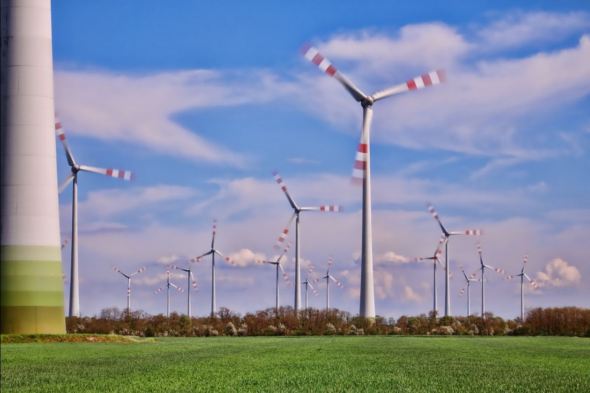 GRCgoesGREEN's tweet photo. Get the latest news on #greenbuilding tech and #sustainableinfrastructure on Gedeon GRC Goes Green. This week: AI to optimize renewables distribution, green homes up 19% in the US and much more!  - #sustainablecity #urbanplanning #AI #LEED #engineering https://t.co/kOeJxlel5l https://t.co/aaDPrJYsT0