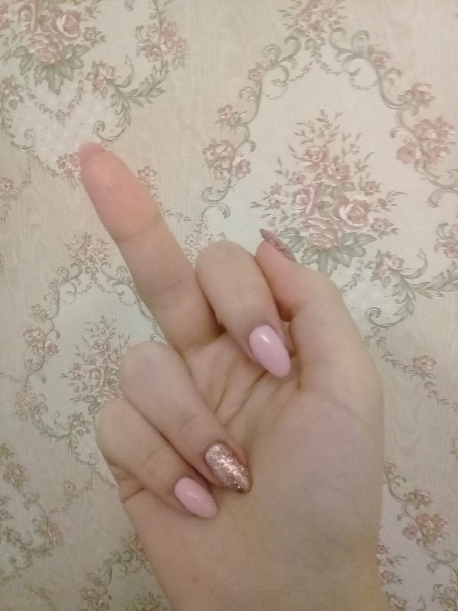 Peach70940323's tweet photo. Hello pathetic losers , the Goddess is back 
kneel down
#Goddess #findom #paypig #loser #cashslave #moneyslave  #slave #feet https://t.co/B2mngrjZBn