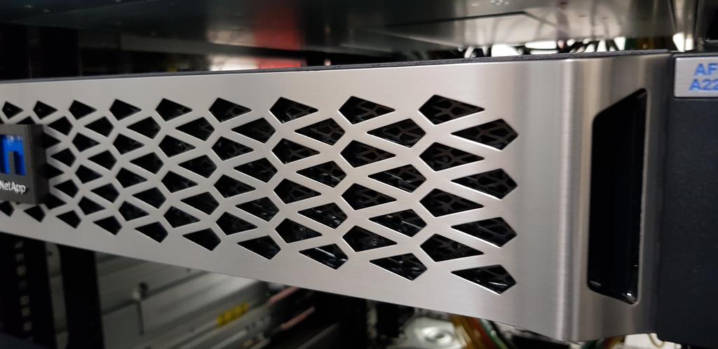 techstringy's tweet photo. Great to get this beast installed this week, another business with a pool of cloud connected flash... Nice tactical cloud use while also fixing some more "traditional" challenges #data #tacticalCloud https://t.co/eHWSskA0h2