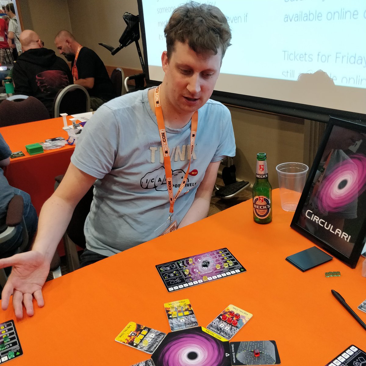 Ruined_Sky's tweet photo. This guy playtested #Circulari at @UKGamesExpo 2018. A year and half later, he's made a full recovery, came back and beat me 7 points to my 4 at #HandyCon 6 today. Small world! ๐ Check it out at table 105. https://t.co/tY4onsxGOT