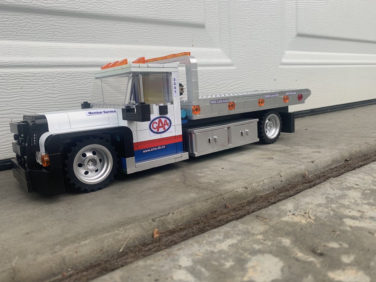 HTHLEGO's tweet photo. 2 trucks built for CAA. Thank you for your business it was a pleasure building them. https://t.co/keLwAOesmx