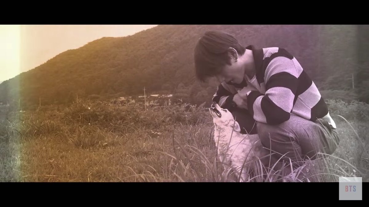 Liz88375916's tweet photo. @BTS_twt I love you Kim Taehyung 💜
#V
#IPurpleYou100 
#WinterBea
@BTS_twt https://t.co/npwV6R2ZE1