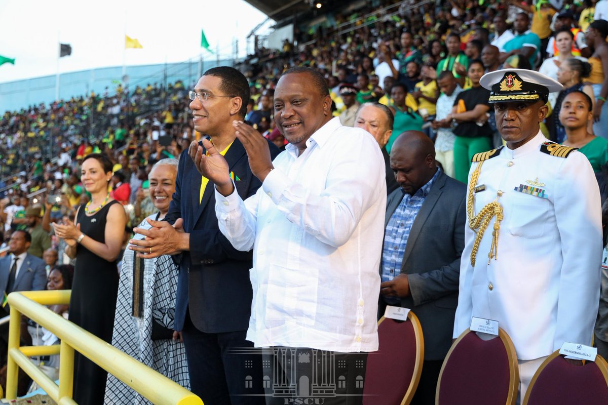 kaminajsmith's tweet photo. Another wonderful and important part of #GrandGala2019 was the launch of Jamaica's year of events celebrating the #UN International Decade of Persons of African Descent. It was excellent that President #Kenyatta and PM @AndrewHolnessJM were able to take this action together! https://t.co/cgpoXnvoFQ
