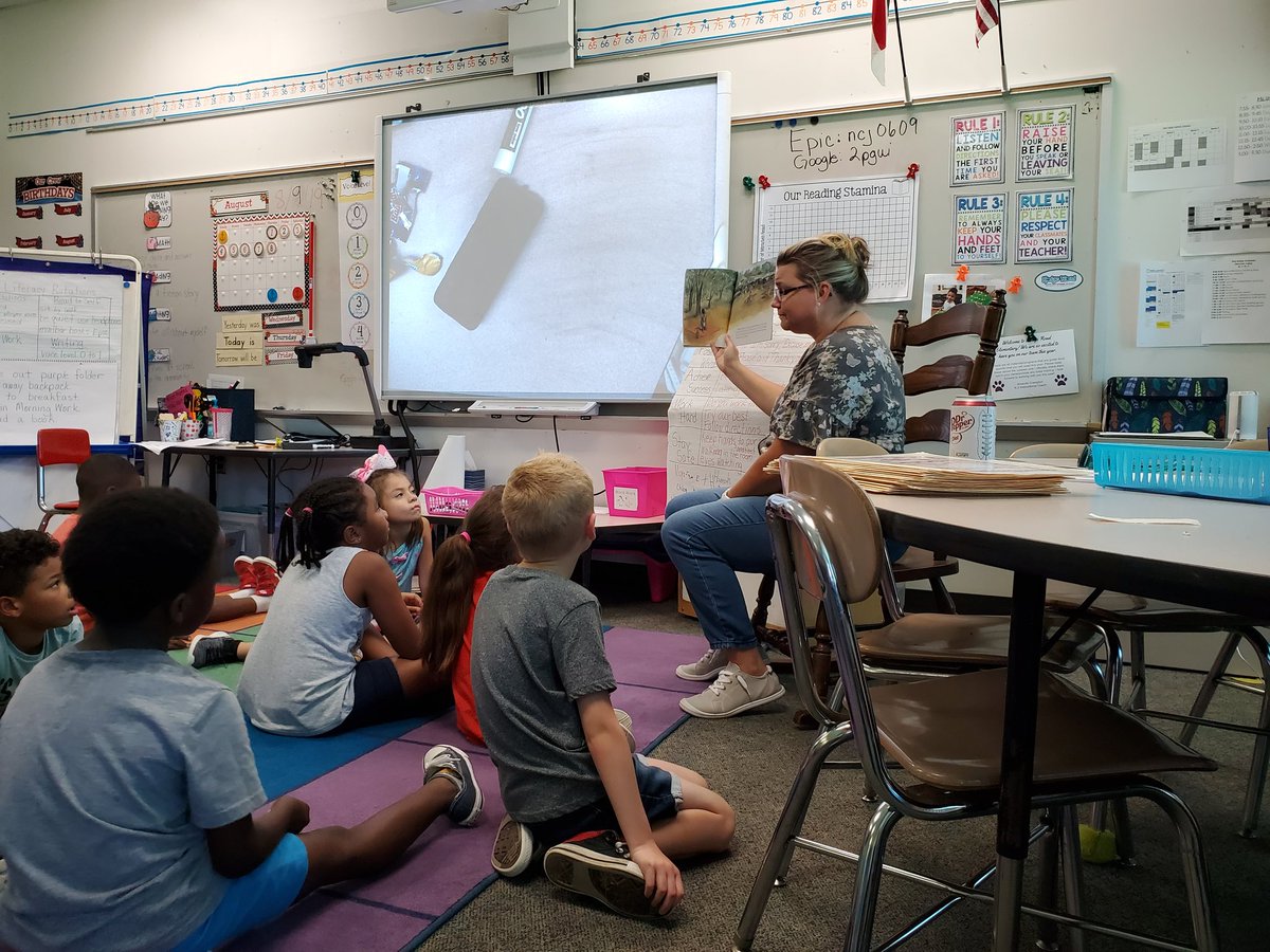 arcrampton's tweet photo. The power of read alouds @HodgeRoadES! https://t.co/ex7sfB82zI