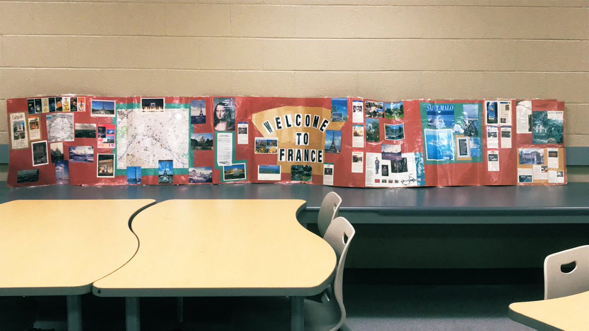 brianne_elise31's tweet photo. Little sneak peak at my room. Still needs some more amour, but I love this start! #theLex1difference #frenchteacher https://t.co/AYTU6i8sAY