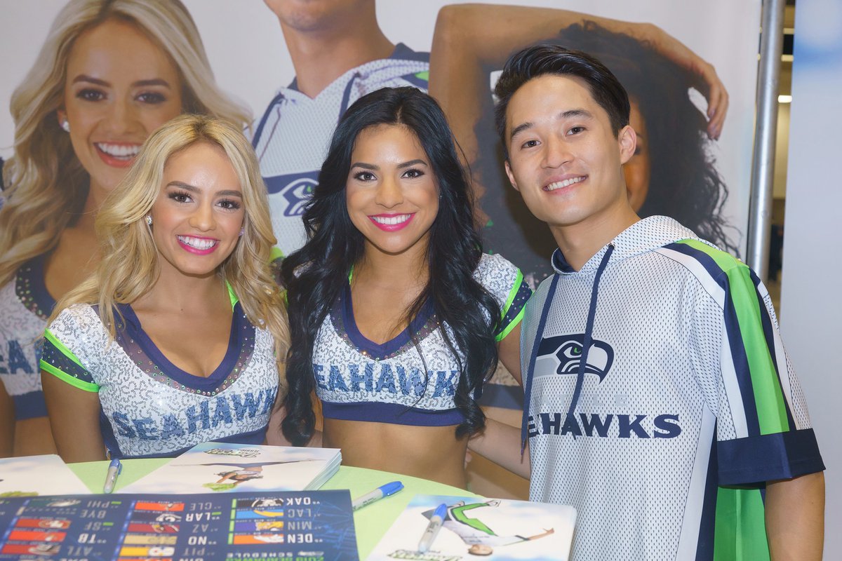 MinhPham748's tweet photo. A few photos from Touchdown City to kick off the season. Also in the photos Seahawks Dancers Avery and Phi. #gohawks #seahawksdancers https://t.co/VBmewCcABA
