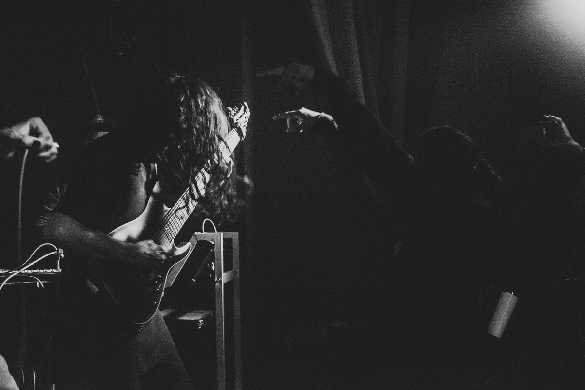daelendamx's tweet photo. Este 7 de septiembre nos estaremos presentando en BNB junto a Litost, Killer Human y @SilverFBullets. https://t.co/8EkPNildIc