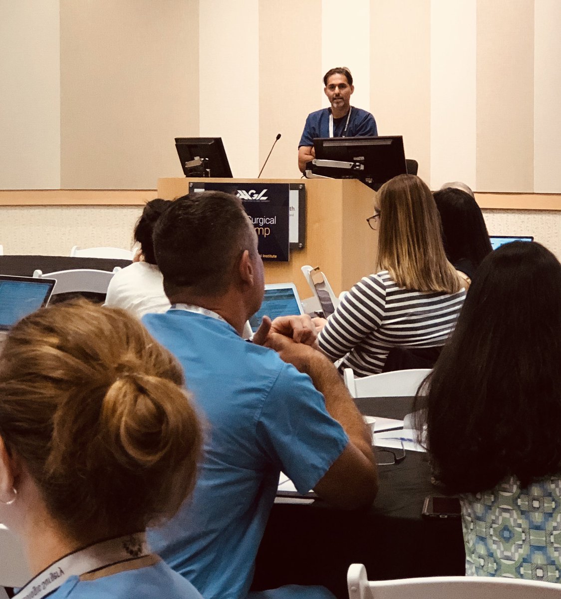 FMIGS1's tweet photo. Education through SurgeryU with Dr. Suketu Mansuria @AAGL #fmigsbootcamp https://t.co/oyLeZRqNBE