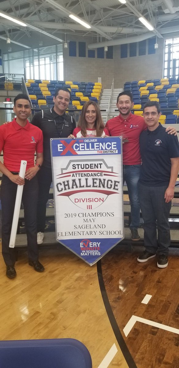 SagelandMicroES's tweet image. #PawsUp and Congratulations to our Scotties for winning the May 2019 Attendance Challenge! Thank you to all of our awesome Parents, Teachers, and Community members for your support! @rachblair11 @zeila_wittke @YsletaISD #OneRed