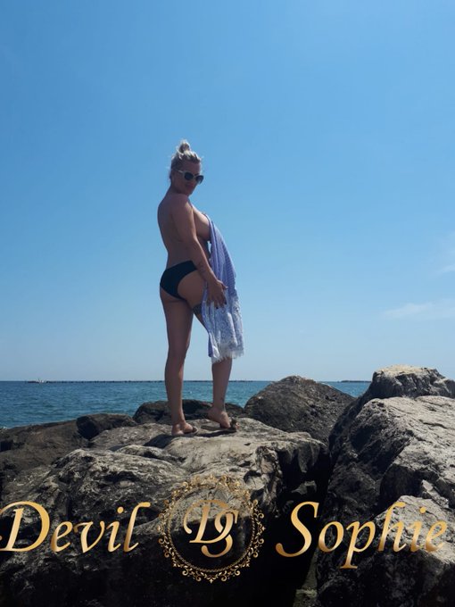 Check my website guys  https://t.co/eJUWkKk8Yx  @justwowwow  @Eye4Boobs  @kandikayfan01  @karlaclijster<a class="tags" target="_blank" title="On Twitter" href="/?out=eyJ0eXAiOiJKV1QiLCJhbGciOiJIUzUxMiJ9.eyJpYXQiOjE3MjU0MDM4MTksImlzcyI6InR3cG9ybnN0YXJzLmNvbSIsIm5iZiI6MTcyNTQwMzgxOSwiZXhwIjoxNzU2OTM5ODE5LCJyZWRpcmVjdF91cmwiOiJodHRwczovL3R3aXR0ZXIuY29tL2p1c3R3b3d3b3cifQ.osEMlhkGZ2j_2yZCAykglkKFSmklfGE7JBeLzJta2AtA2X82Wh02NNeUlcYFklKI25EOZy_LNFKSh102UiO36g">@justwowwow</a>