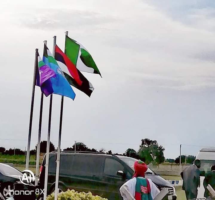 BMB1_Official's tweet photo. Await of President @MBuhari at Daura.

#PMBinDaura https://t.co/bu7rTajVOg