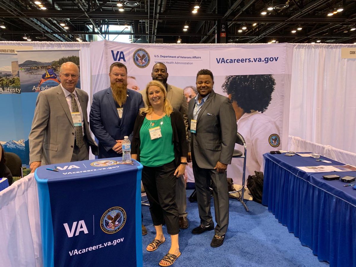 keith_liles's tweet photo. Chicago American Psychological Association Conference #APA19 Come visit us @vacareers at Booth 1628 https://t.co/ijaYyo1yQy
