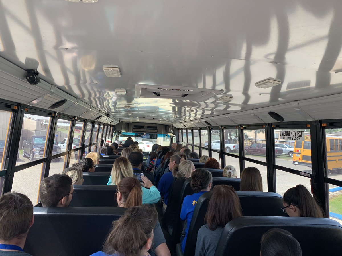 MrMendoza_Band's tweet photo. Itโs been a a great morning at @pirateriffic learning about the #energybus and getting fueled up for the coming year! #bestcampus #ShepherdStrong https://t.co/dxBDV5XPXR
