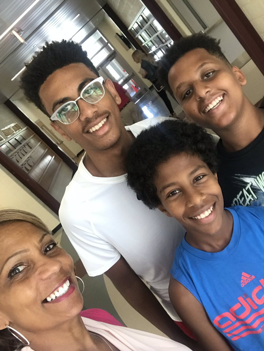 WWESPrincipal1's tweet photo. Are you aware that while summer is in session, many of our schools are still servicing our communities? It’s an honor and a privilege to be able to provision for various needs. The challenge doesn’t end in June. #ourcommunityneedsus @daman_harris @WheatonWoods https://t.co/ODgxmkksKt