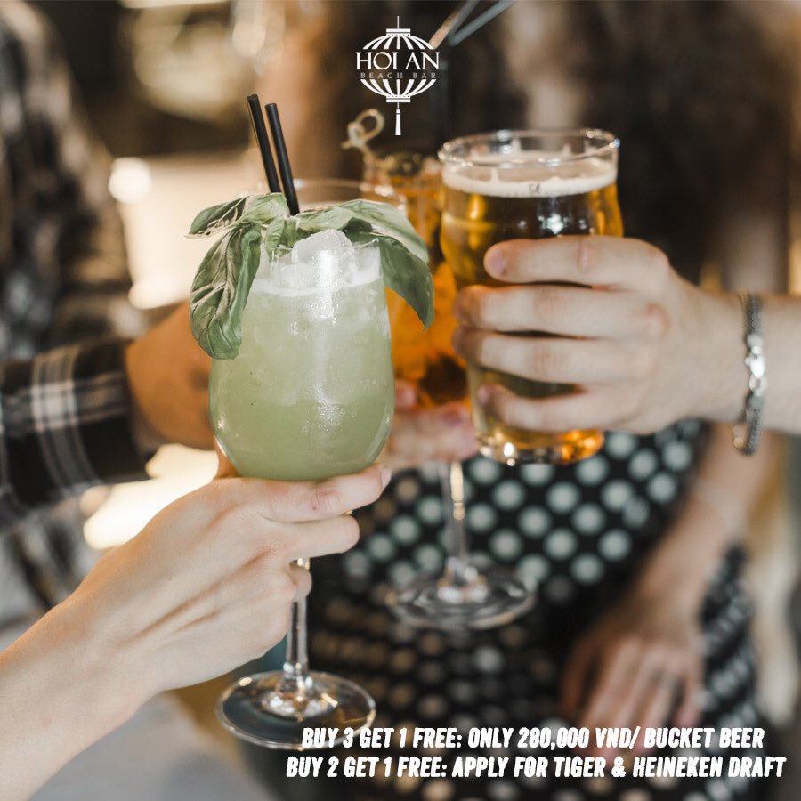 centaradanang's tweet photo. 💃🏻Color your day with our delightful combination of refreshing beers, aromatic cocktails and tasty light bites! Delivered to you at Hoi An Beach Bar!

#CentaraSandyBeachDanang  #Beach #Danang #travel #beer #bar #cocktail #party #vibes #food #pub https://t.co/65Jq5S9pWo