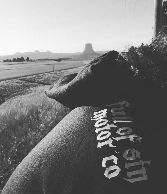 FullofSin_MC's tweet photo. Our buddy Mike at Devils Tower in the Black Hills of Wyoming. 

#FullofSinMotorCo #theBeginning #motorcycle #HarleyDavidson #motorcycles #clothingbrand #SturgisRally https://t.co/jBzvSlsQl1