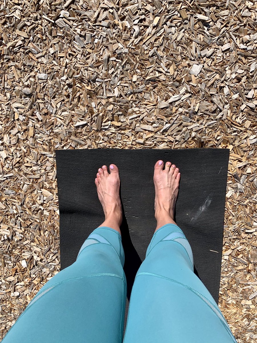 Tracy_Espinola's tweet photo. Day 47 - Outdoor Yoga and nature walk with my wee men!  #60x60challenge https://t.co/zuseFPd6Zi